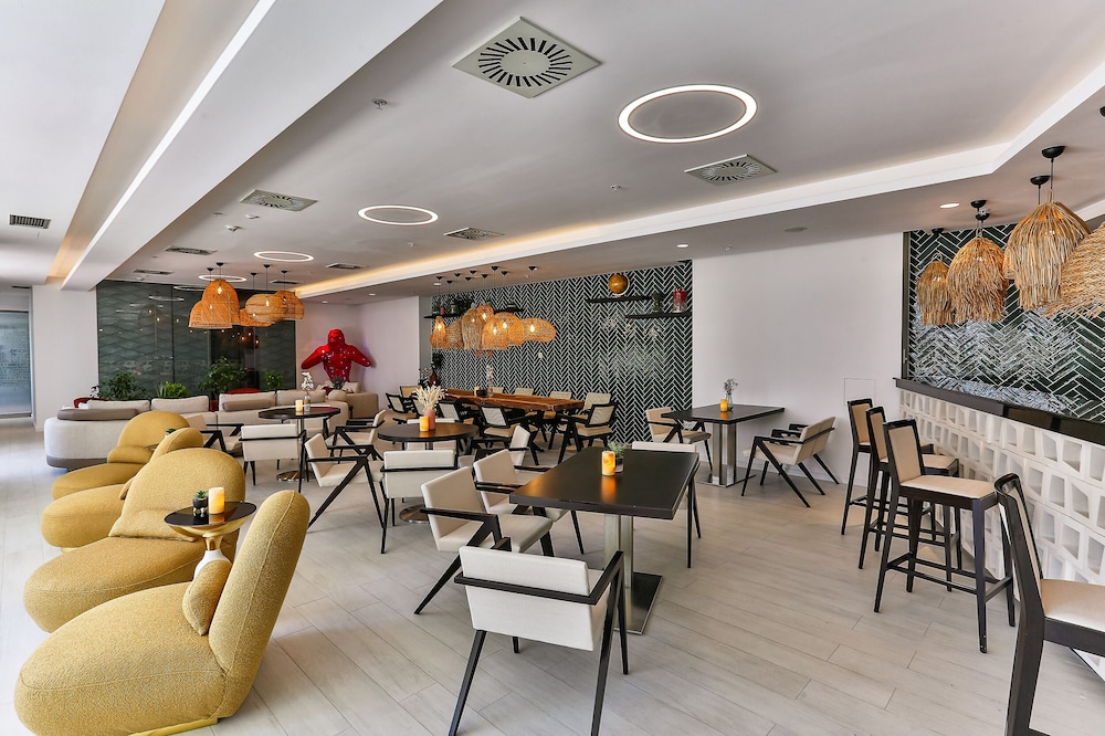 Hotel TQ Plaza Budva 35/47