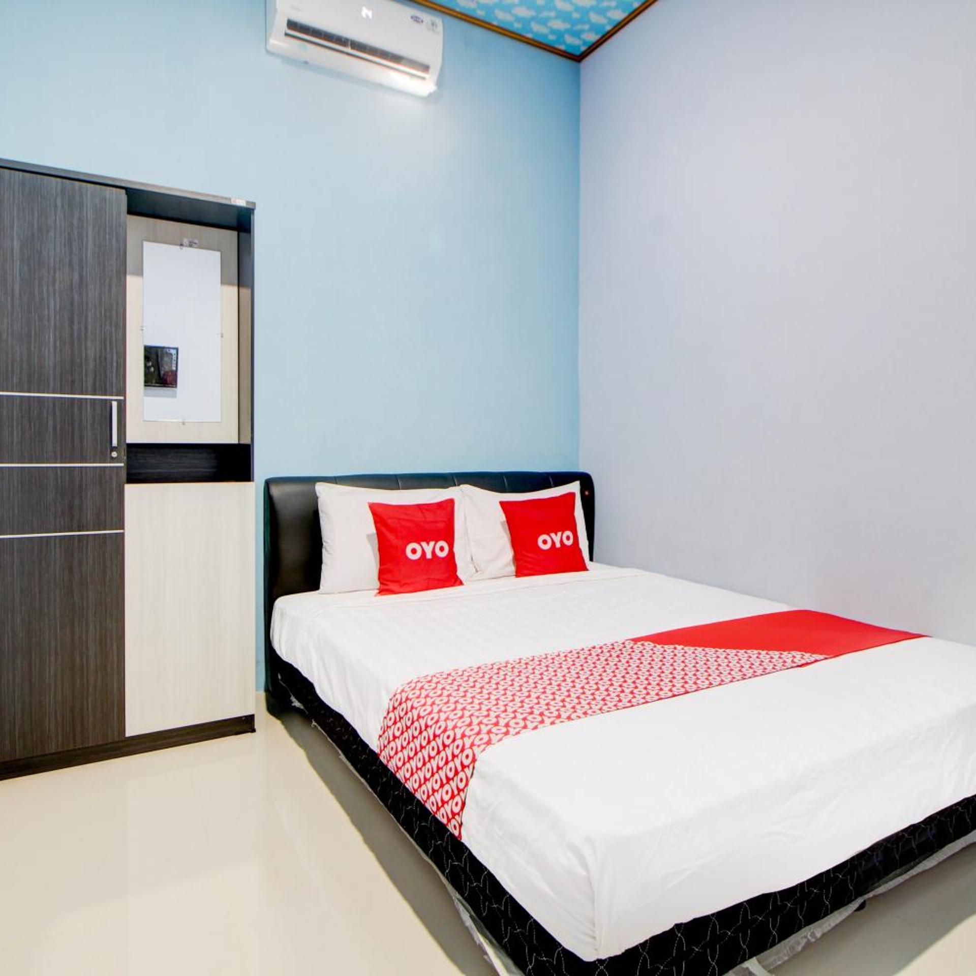 Hotel O Alun-Alun Purwokerto Near Gor Satria Purwokerto Formerly Guest House Blessing 12/32