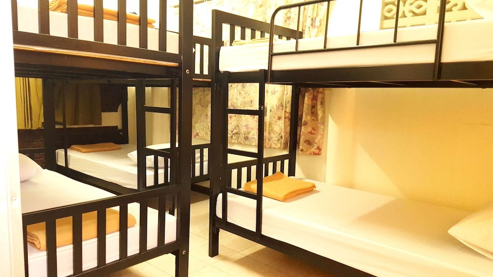 Super Hostel 45/54