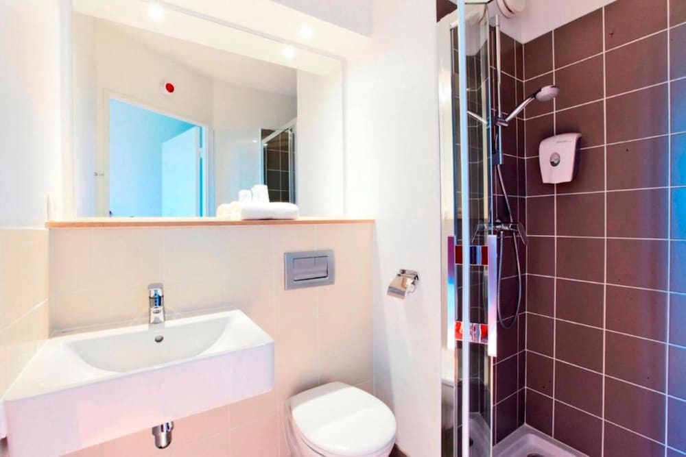 Hotel Premiere Classe Caen Nord Memorial 44/47