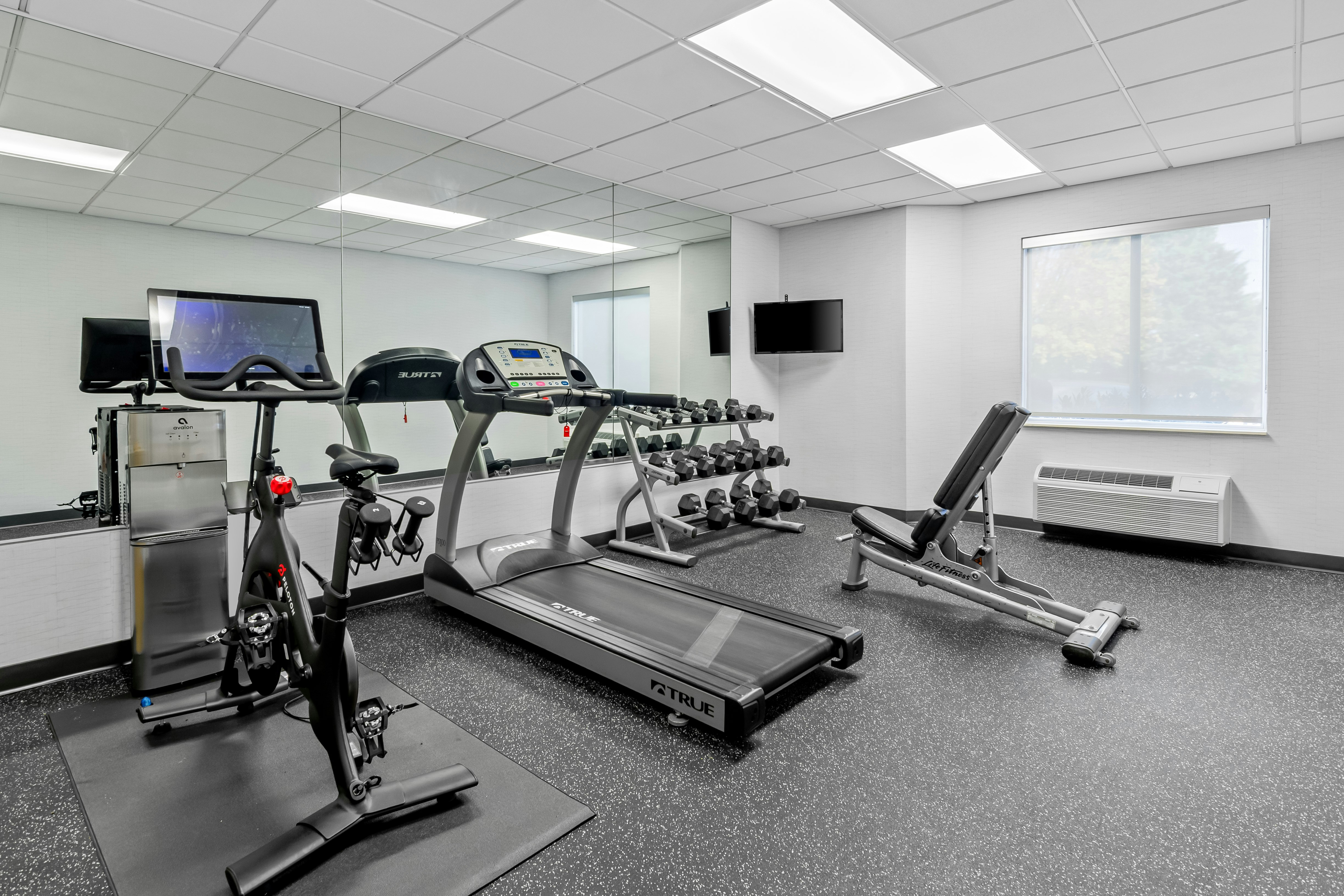 Spark by Hilton Lynchburg - University Area & Hwy 460 11/21