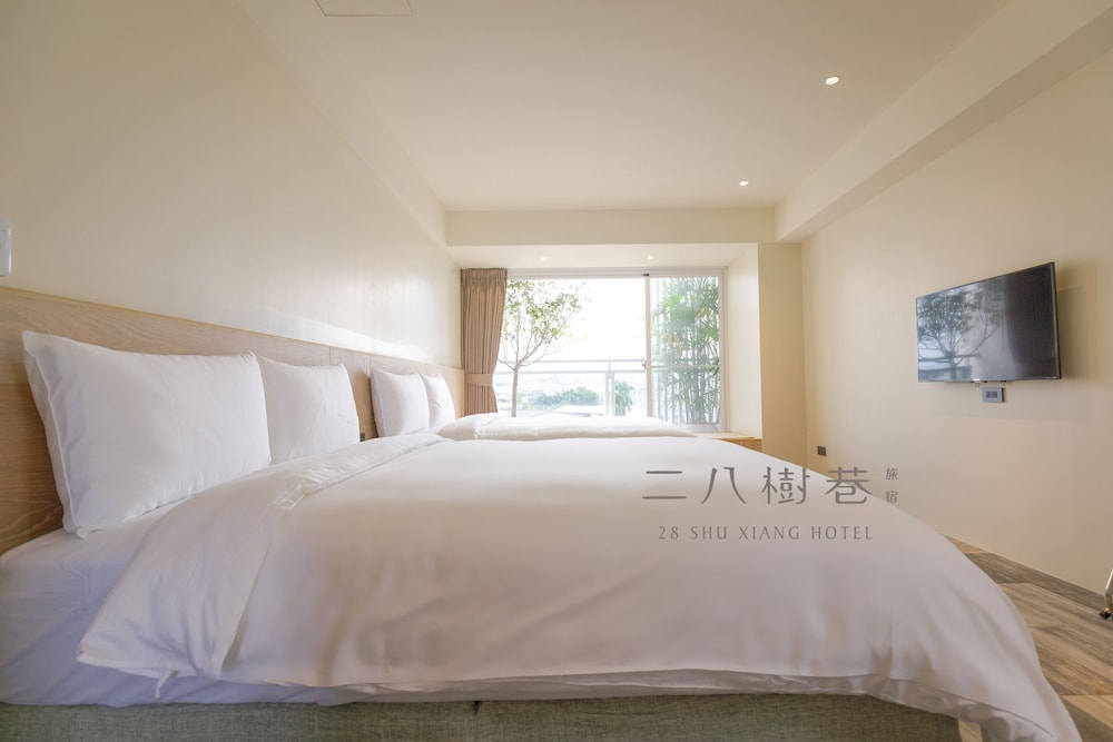 28 Shu Xiang Hotel 14/64
