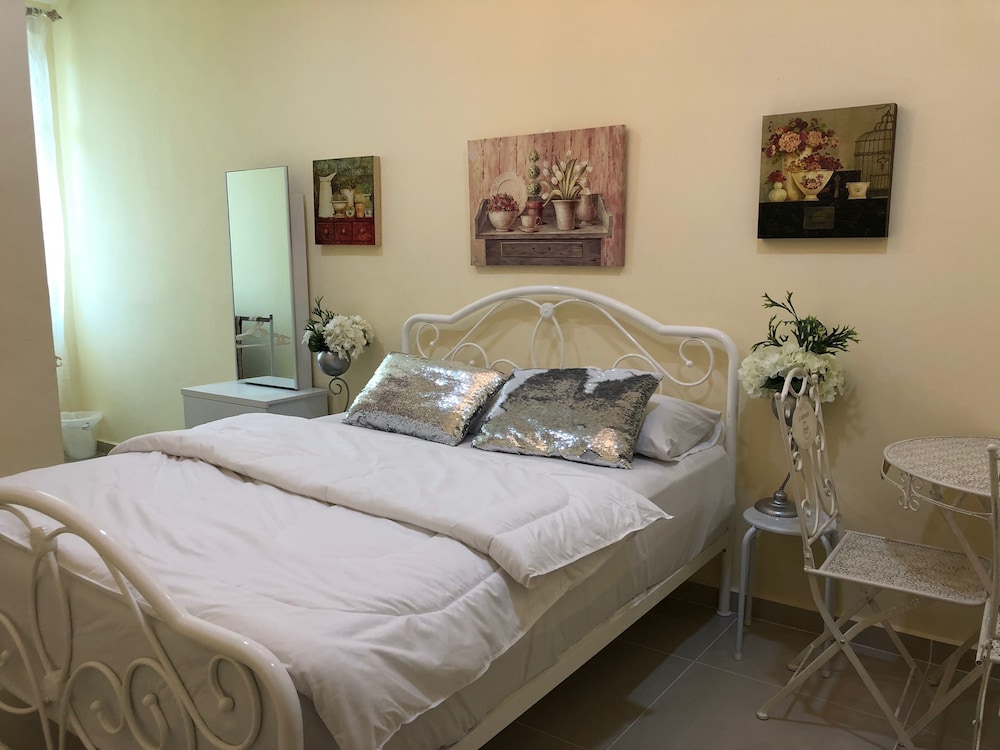 AAM Hotel 16/50