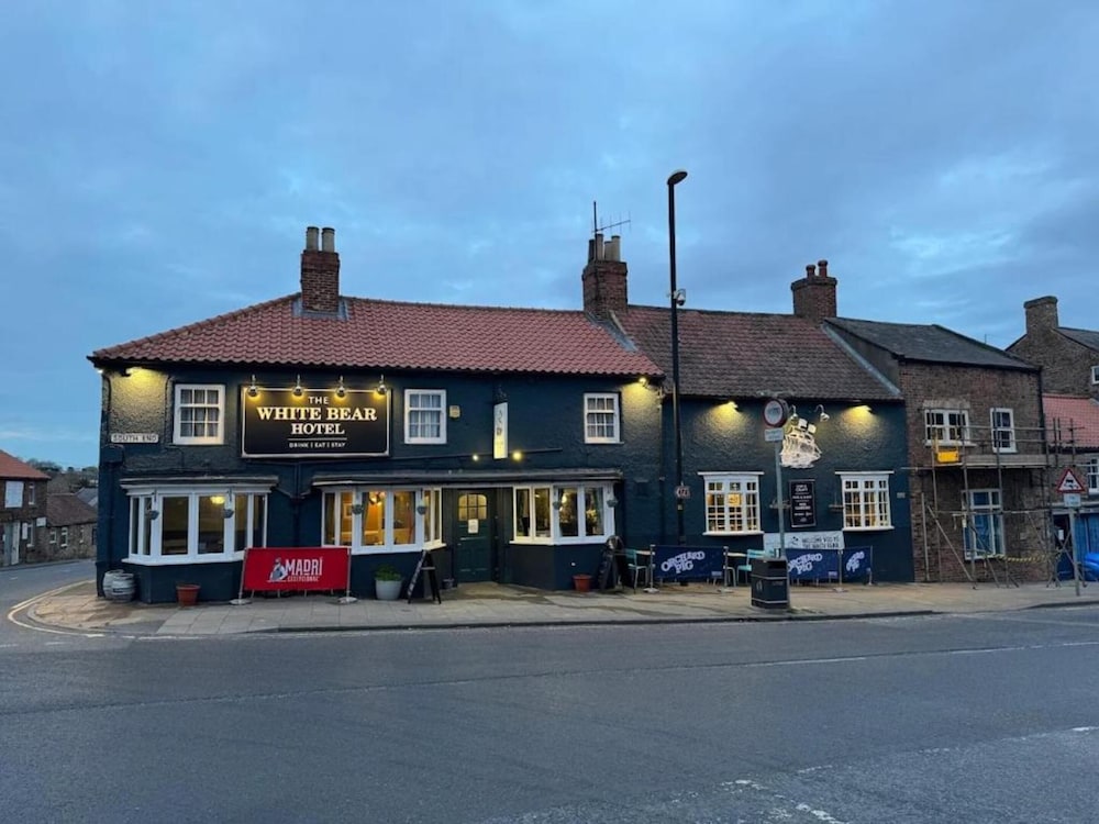 OYO White Bear at Bedale 1/31