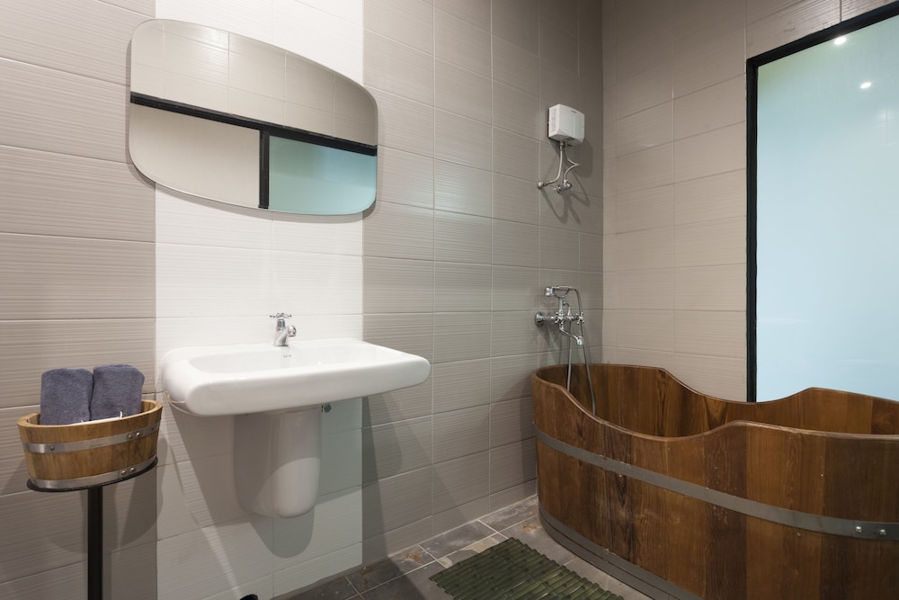Haikin Ryokan 46/50