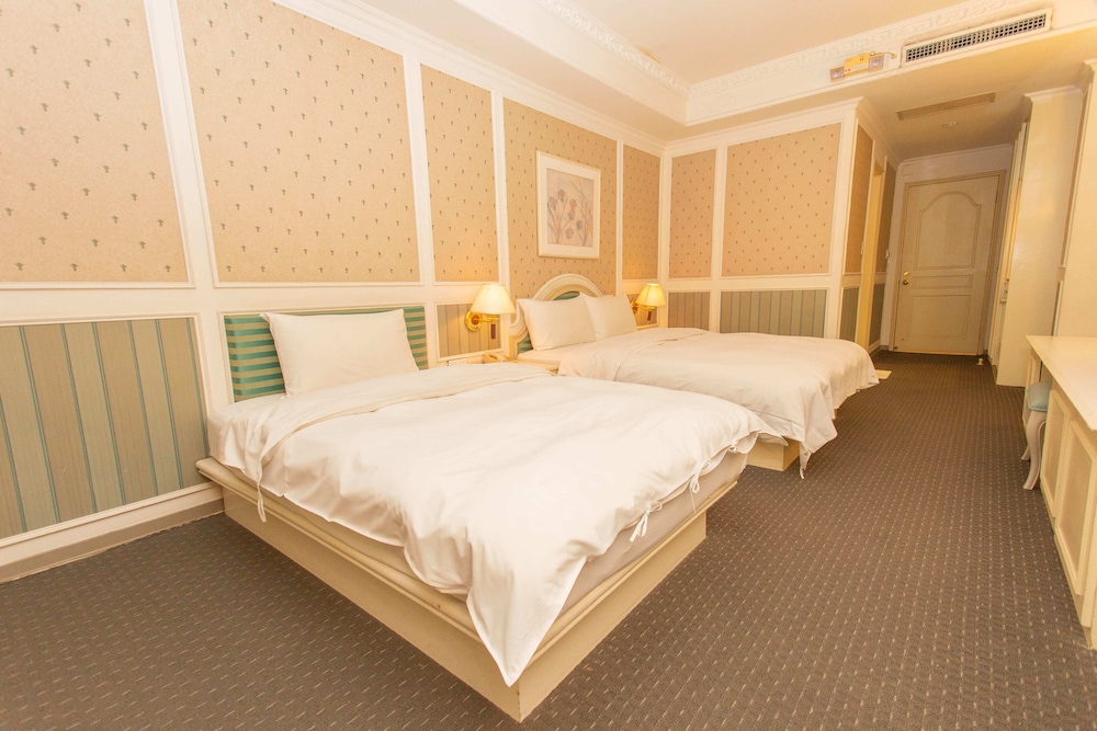 Ardi Hotel 23/45