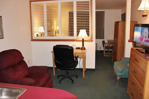 Colstrip Inn and Suites 37/44