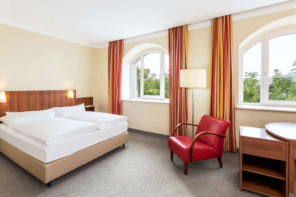 Hotel Nh Wien Belvedere 8/50