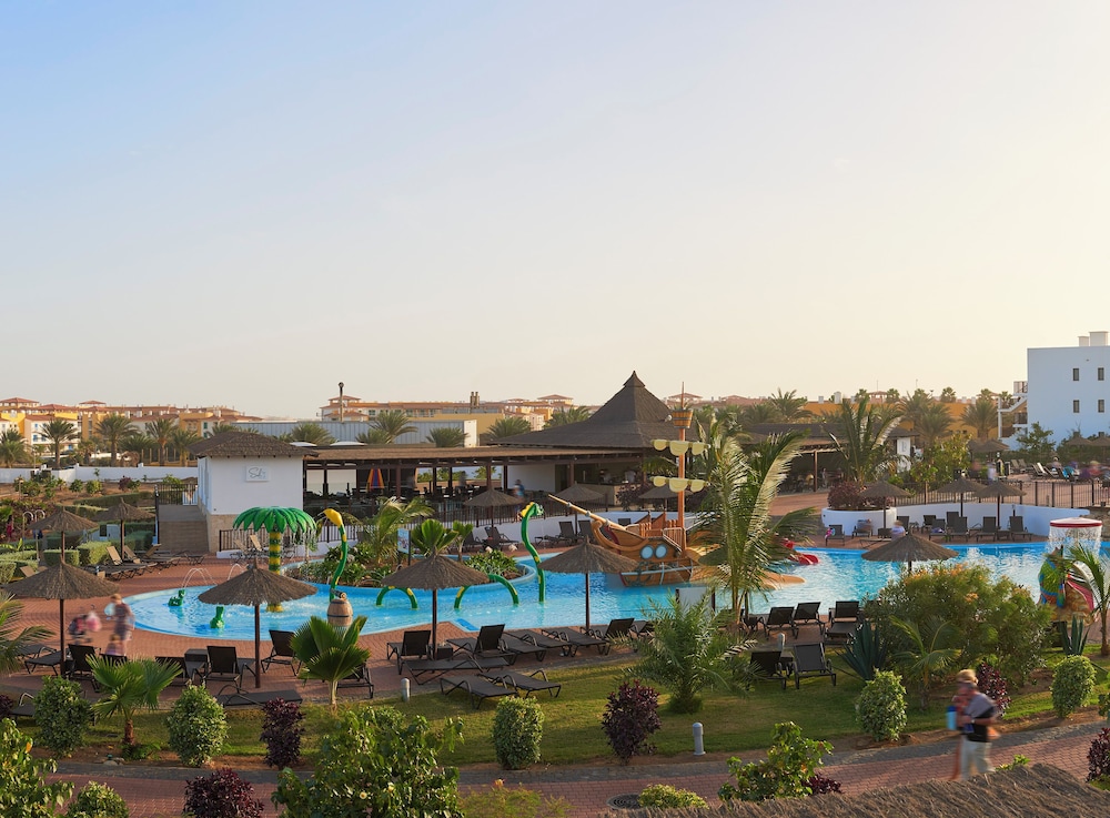 Melia Dunas Beach Resort And Spa 67/68