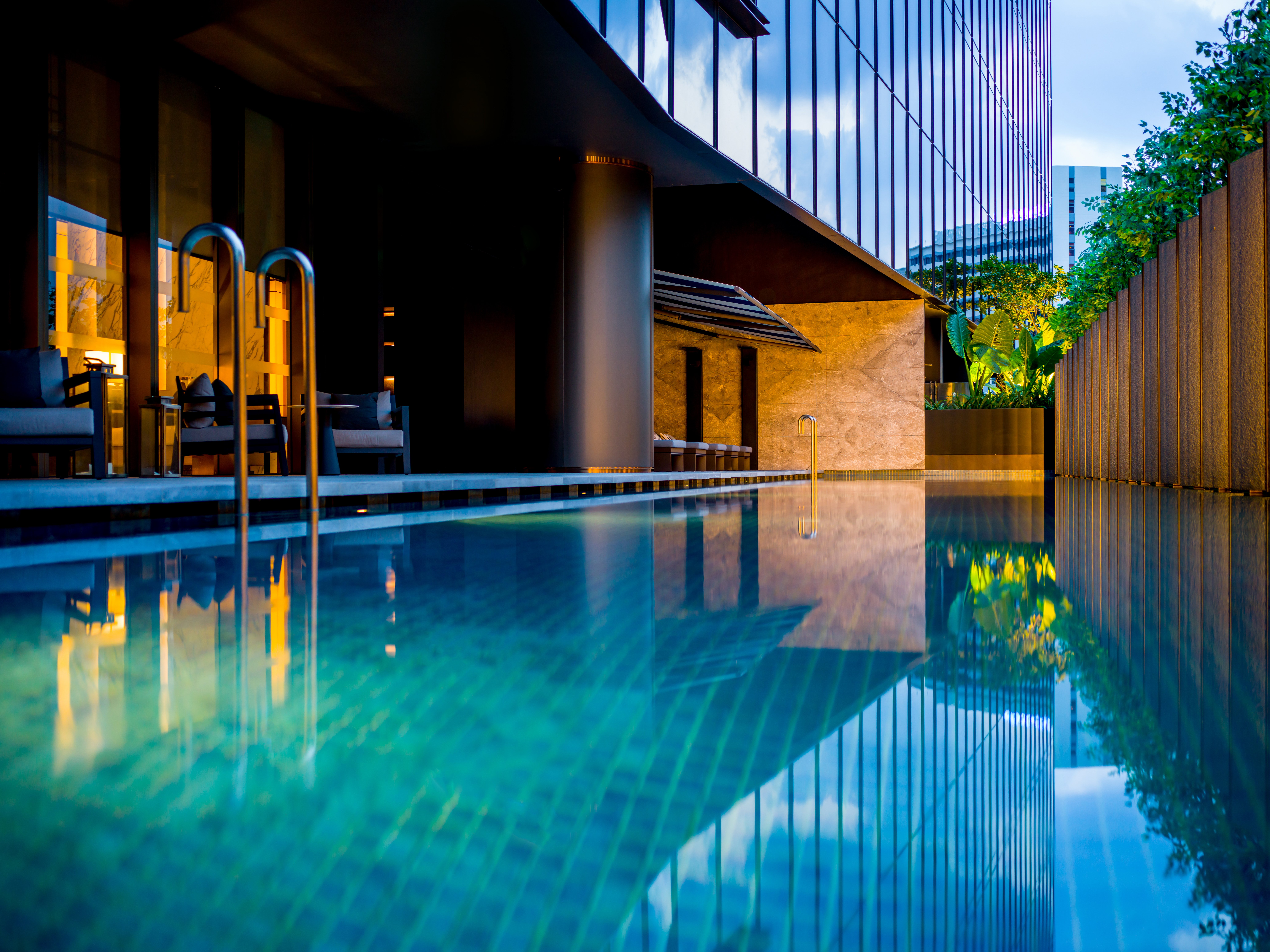 INTERCONTINENTAL SINGAPORE ROBERTSON QUAY 43/78