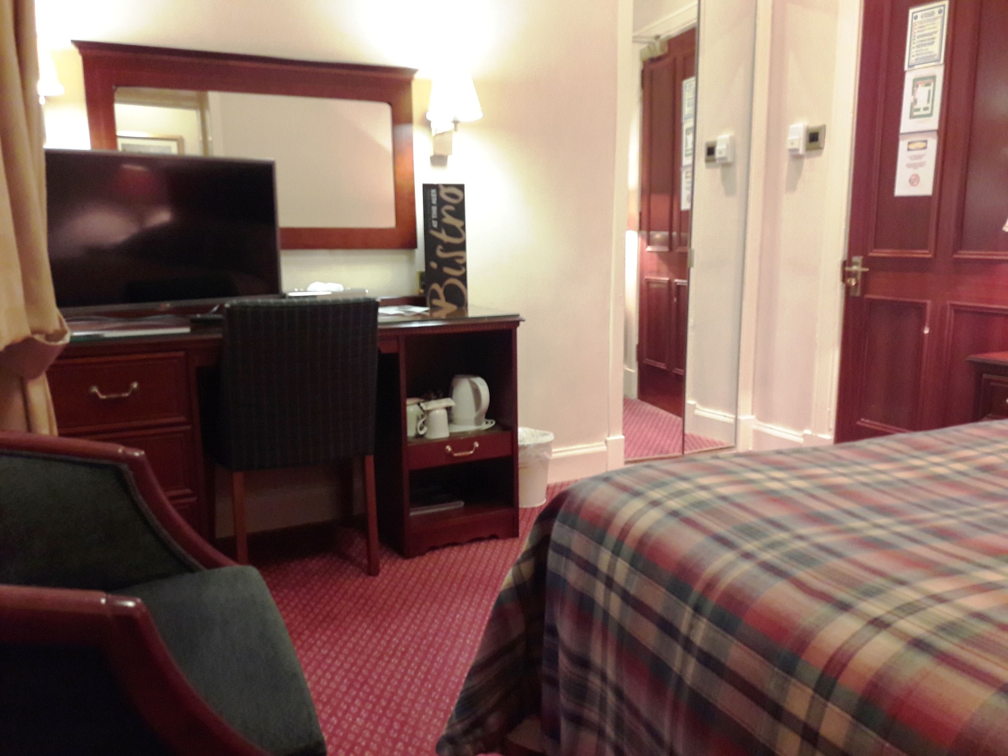 غرفة سوبيريور مفردة، Alexandra Hotel 16/18