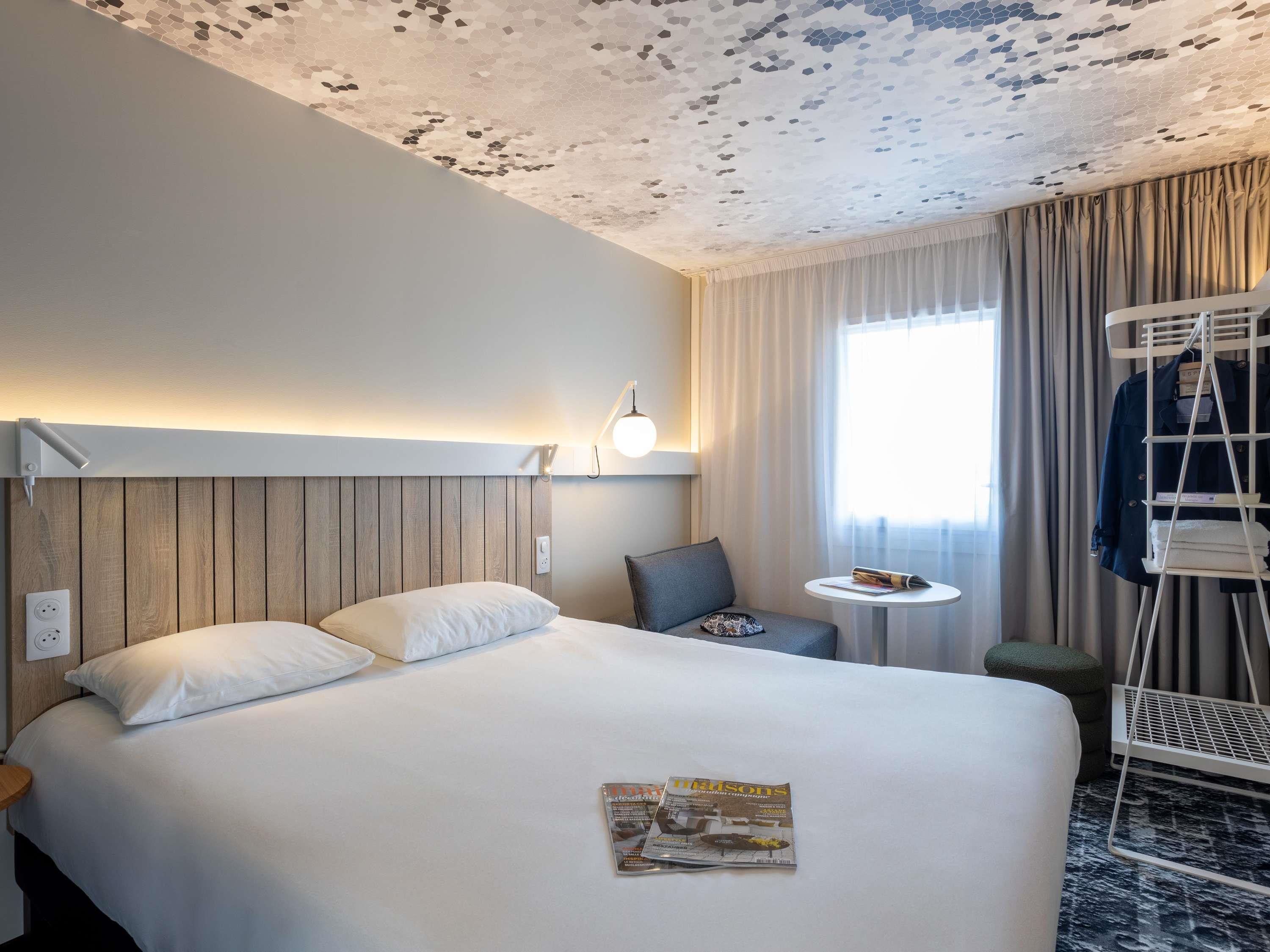 ROOM, DOUBLE BED, WITH EXTRA BED