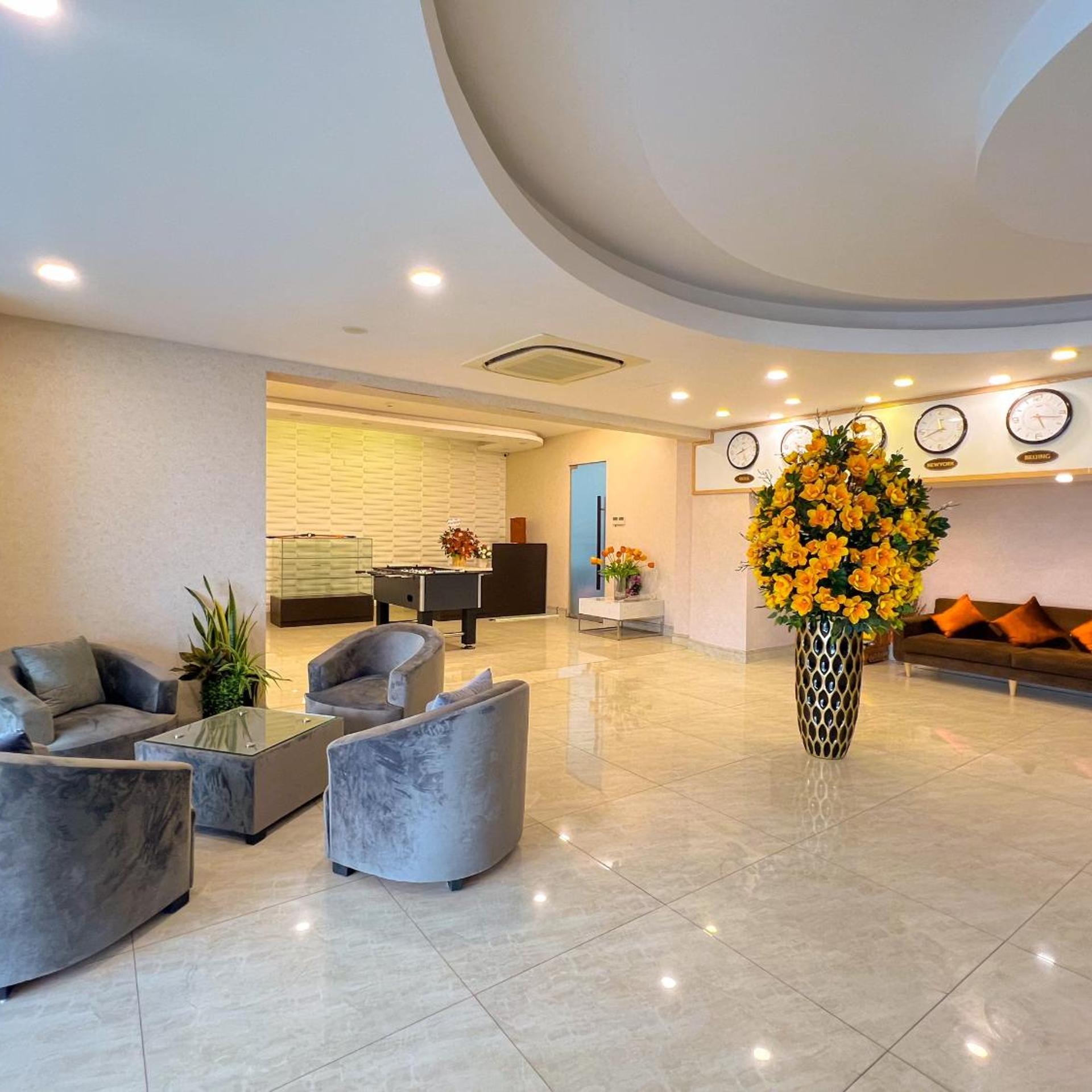 Legacy Hotel 4/77