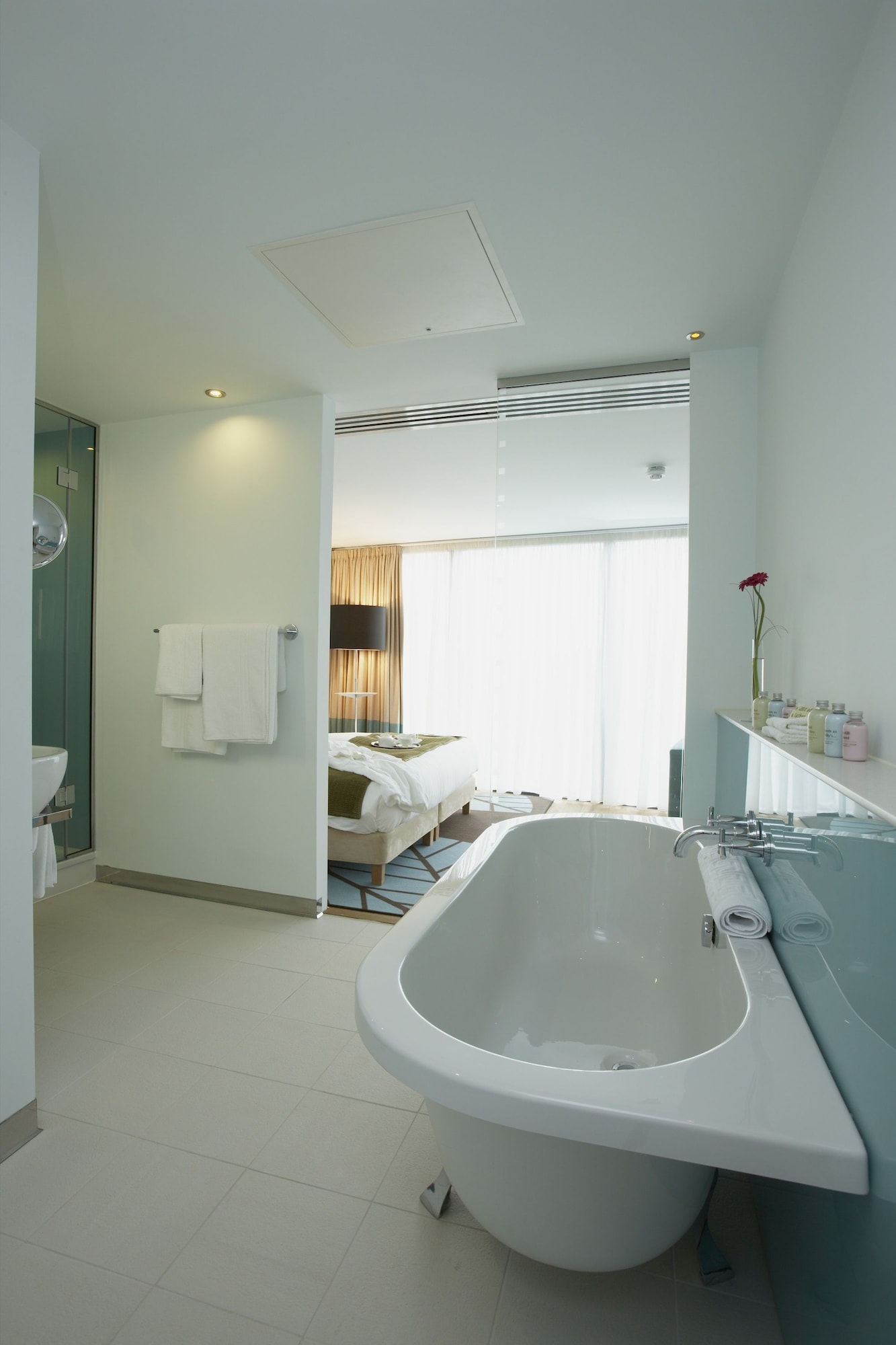 Room, Double Bed