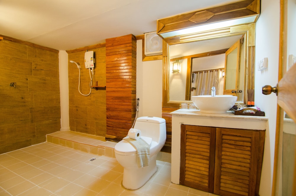 Phi Phi The Beach Resort 48/50