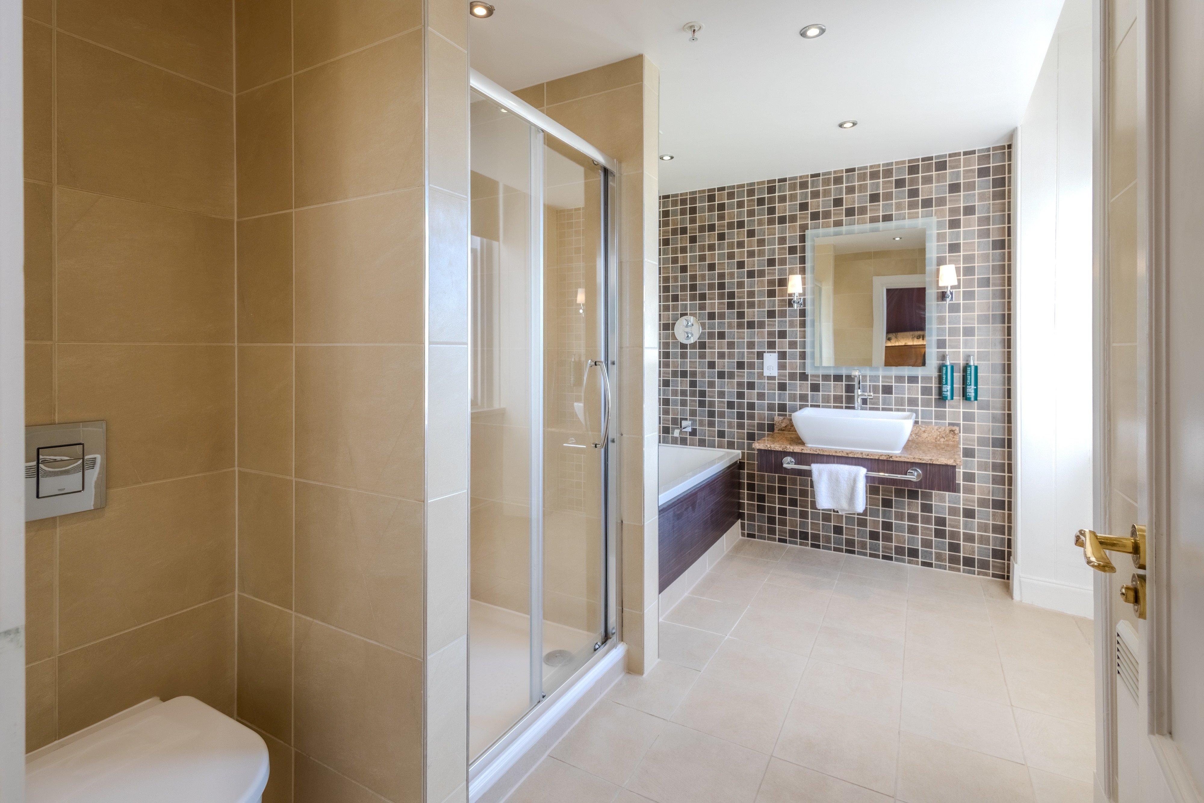 DoubleTree by Hilton Dunblane Hydro 47/50