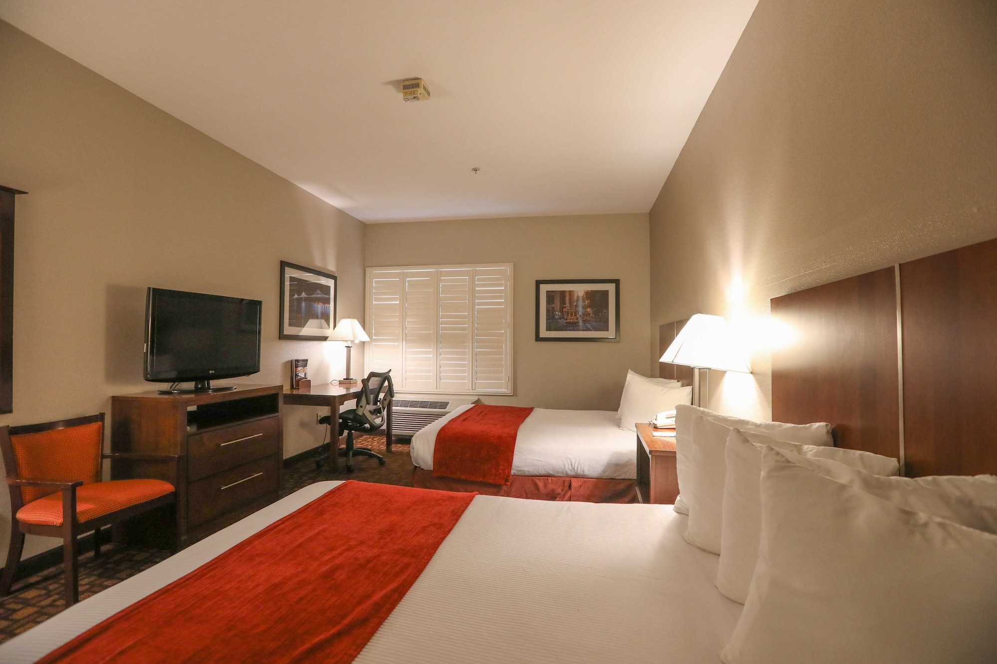 Standard, 2 Queen Beds, Accessible