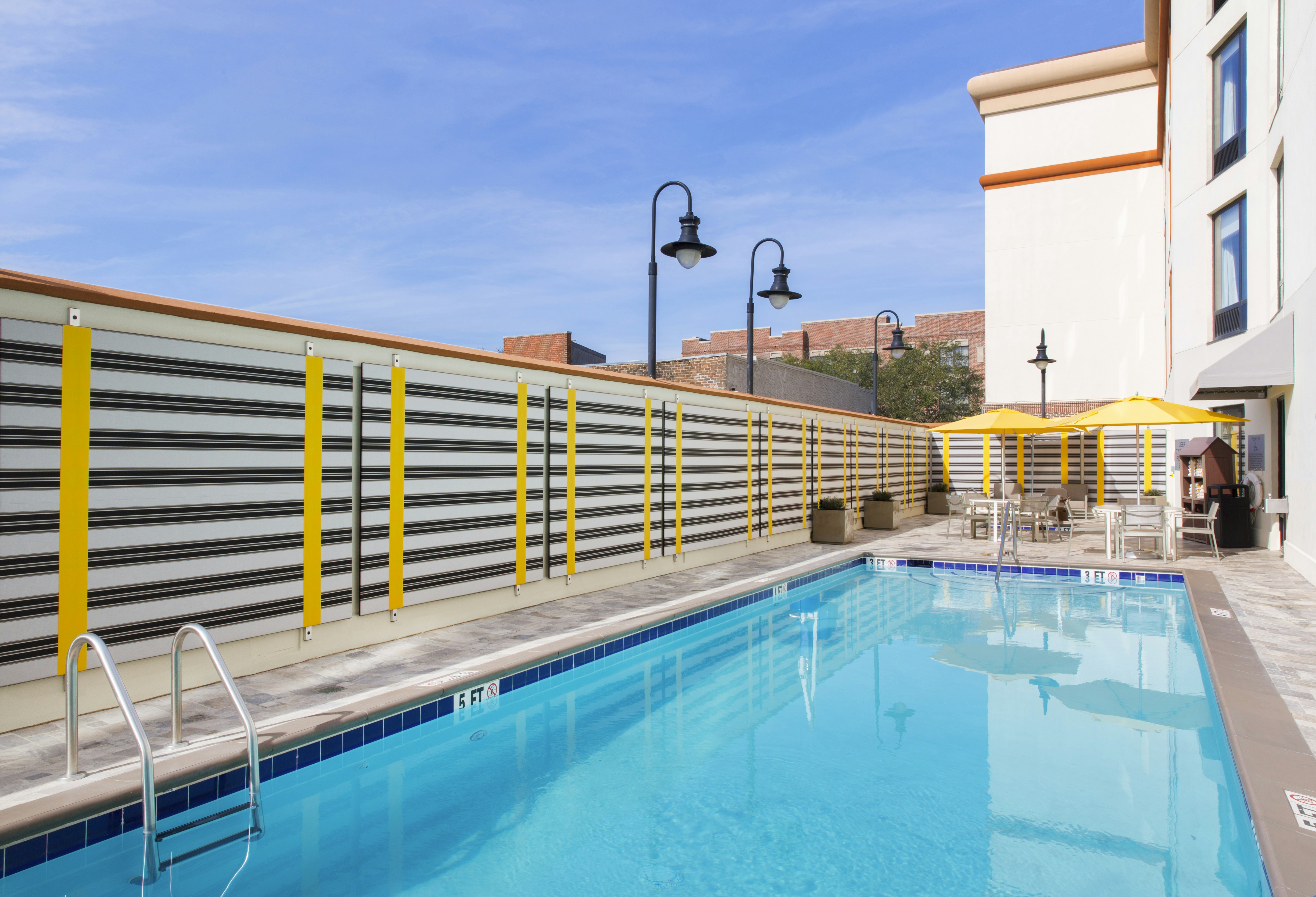 Doubletree By Hilton Hotel Savannah Historic District 3/38