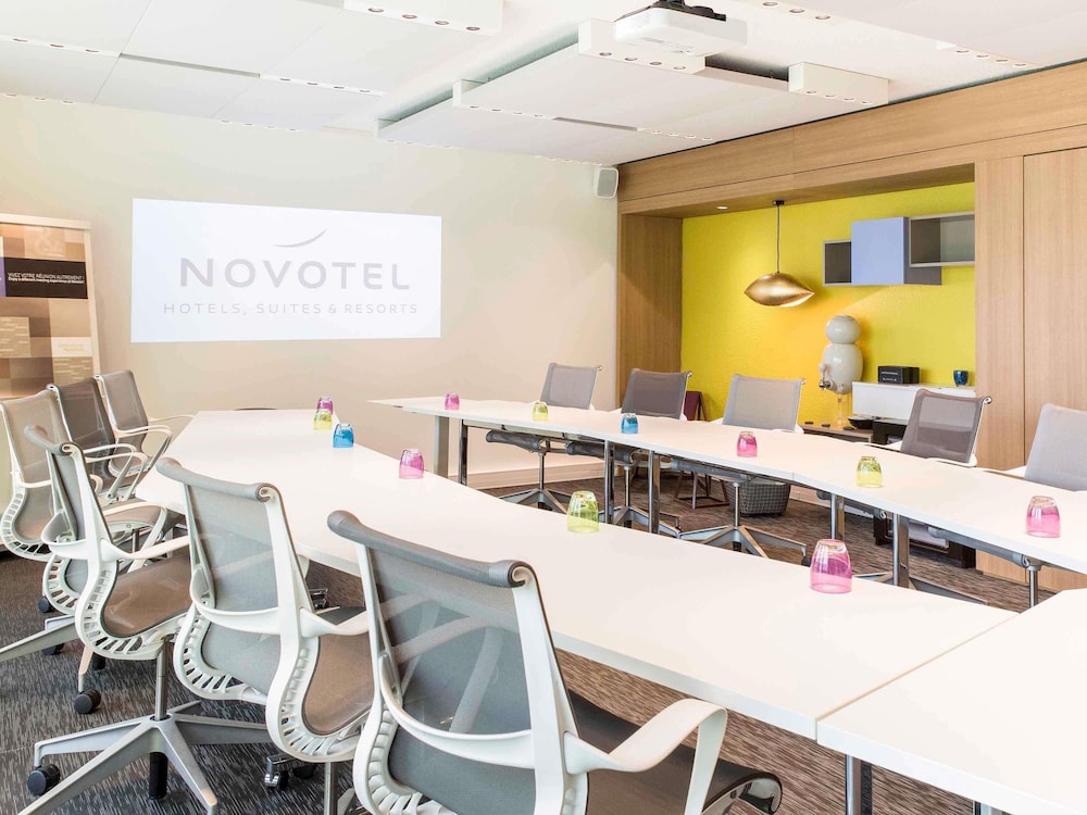 Novotel Bordeaux Lac 34/48