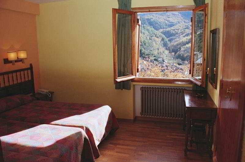 Hotel Vicente 17/59