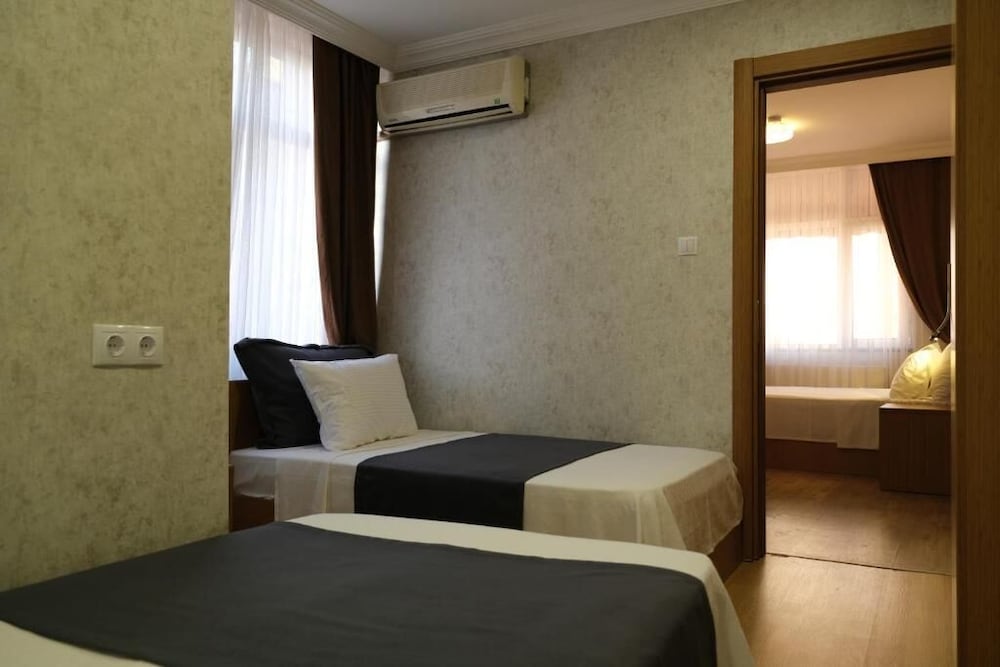 Rhisos Otel 12/18