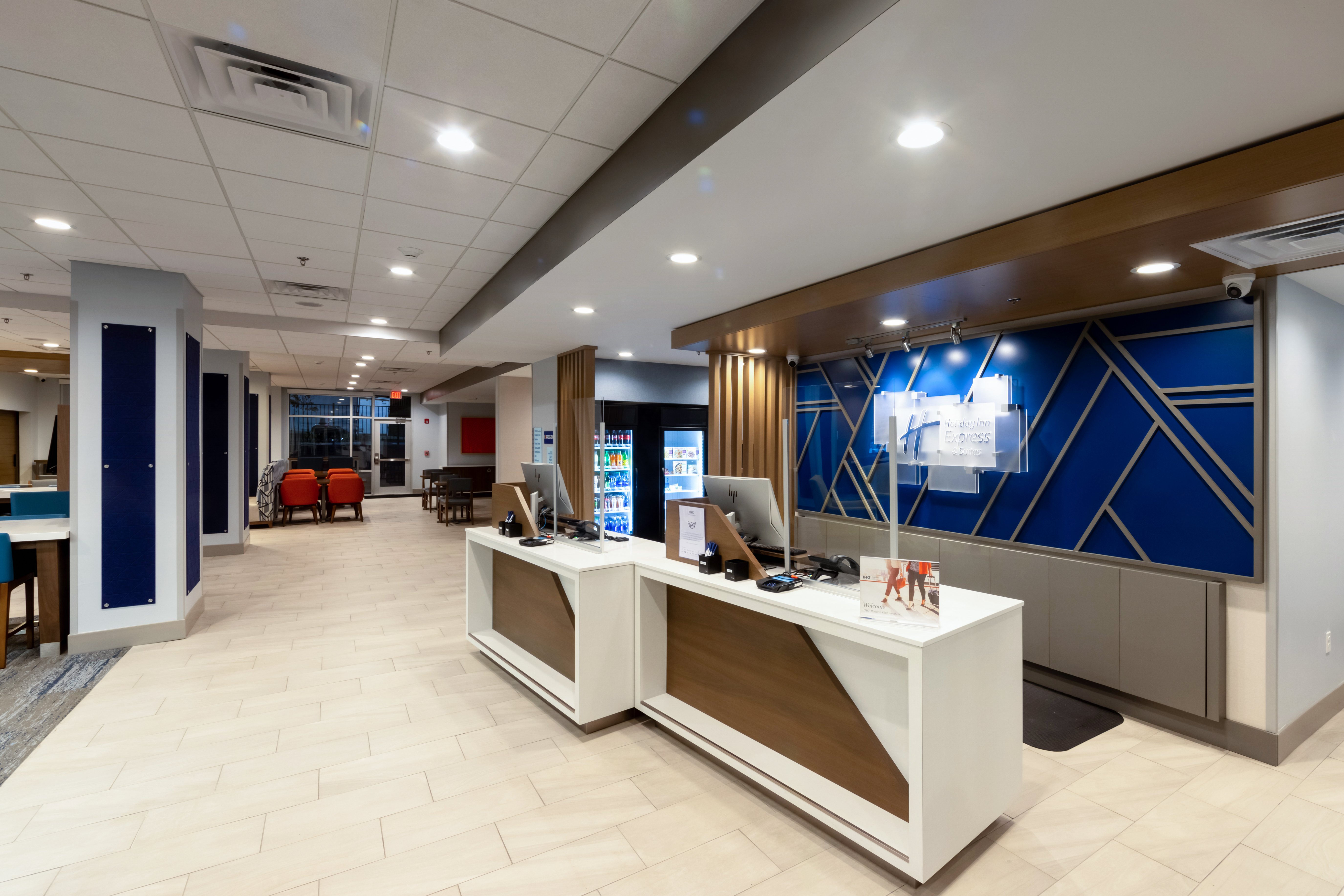 Holiday Inn Express Suites Harrisonburg University Area 3/54