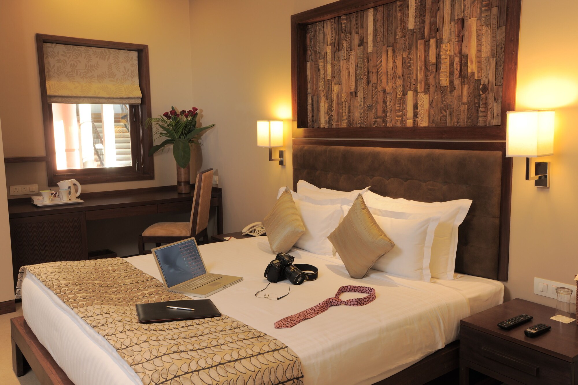 كوخ بسرير مزدوج، Madhubhan Resort And Spa 2/2