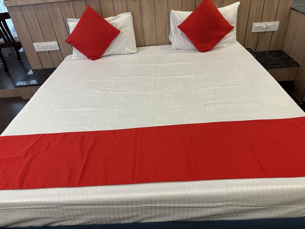 Hotel Maya International 32/50