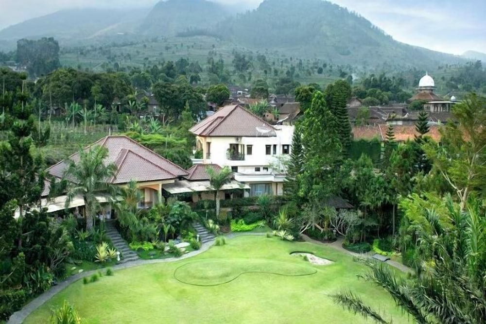 Susan Spa & Resort 47/50