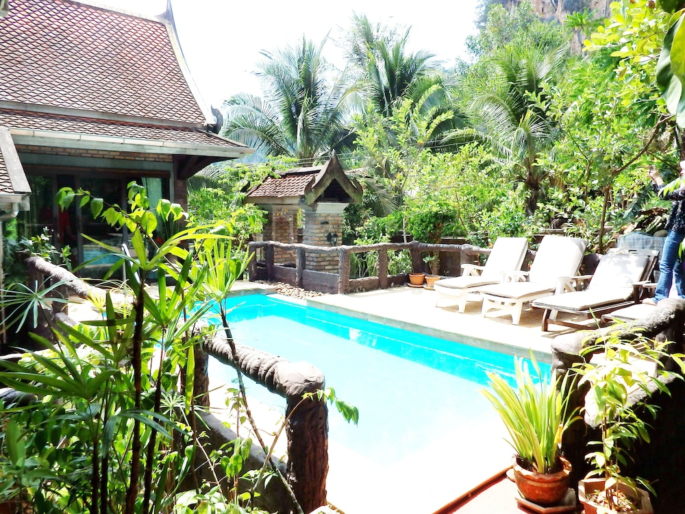 Bb Poolvilla 14/16