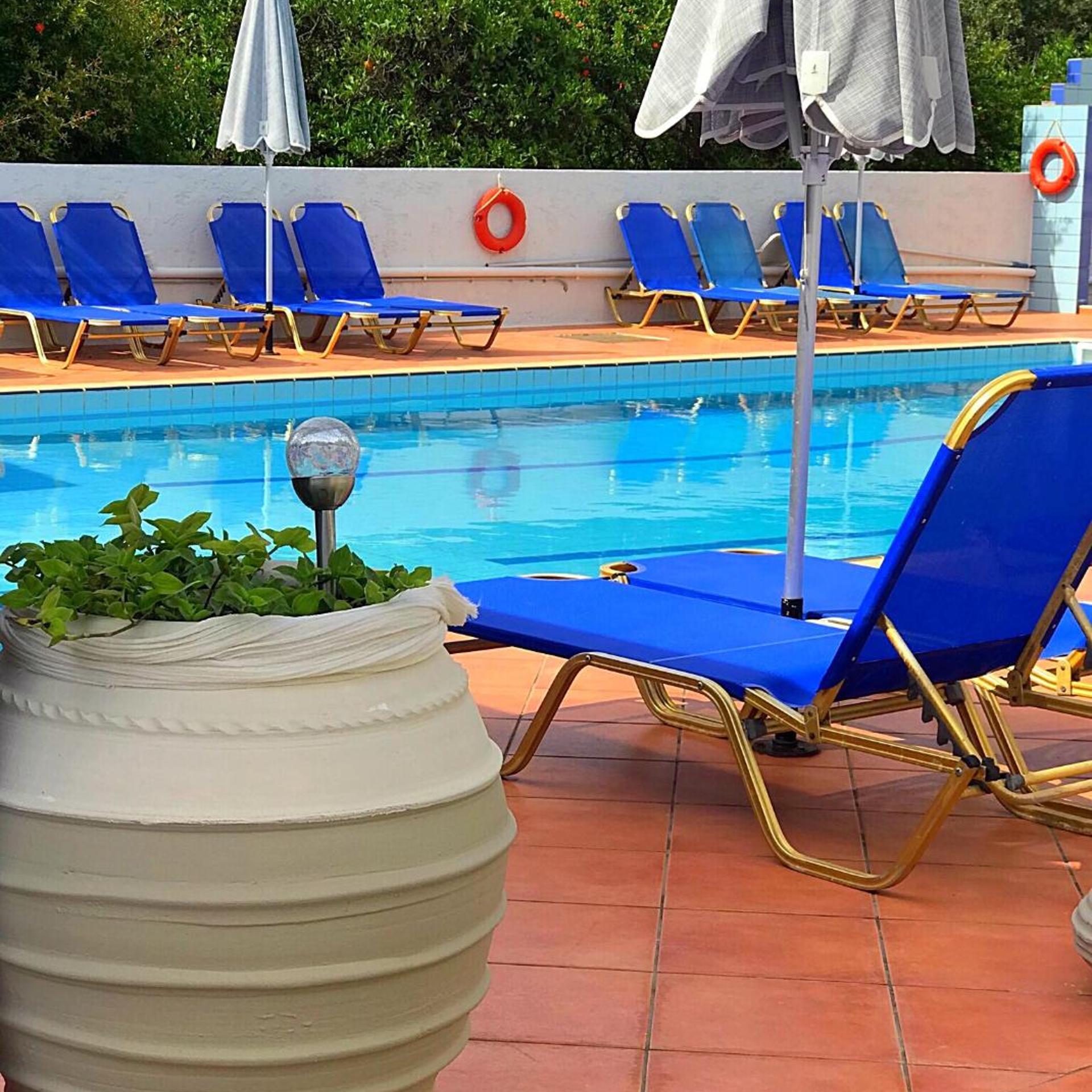 Maria Hotel 28/56