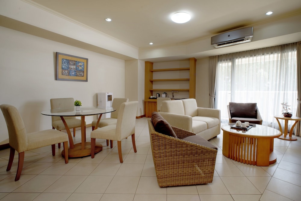 Puri KIIC Golf View Hotel 45/58