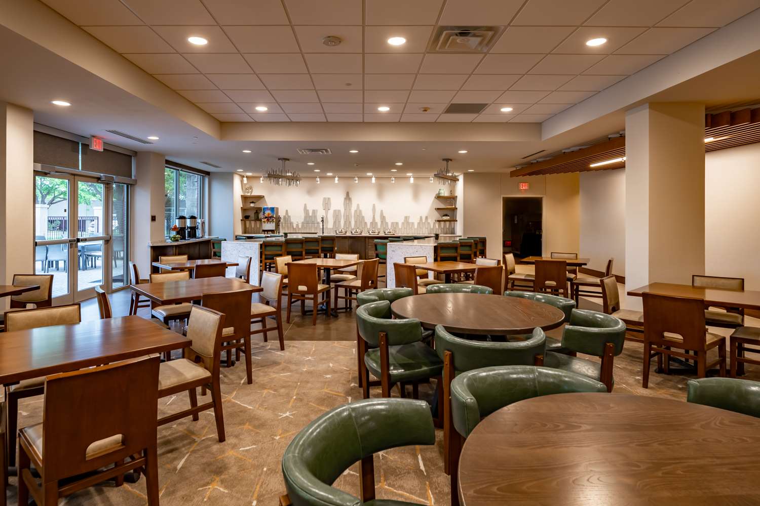 restaurant cafeteria