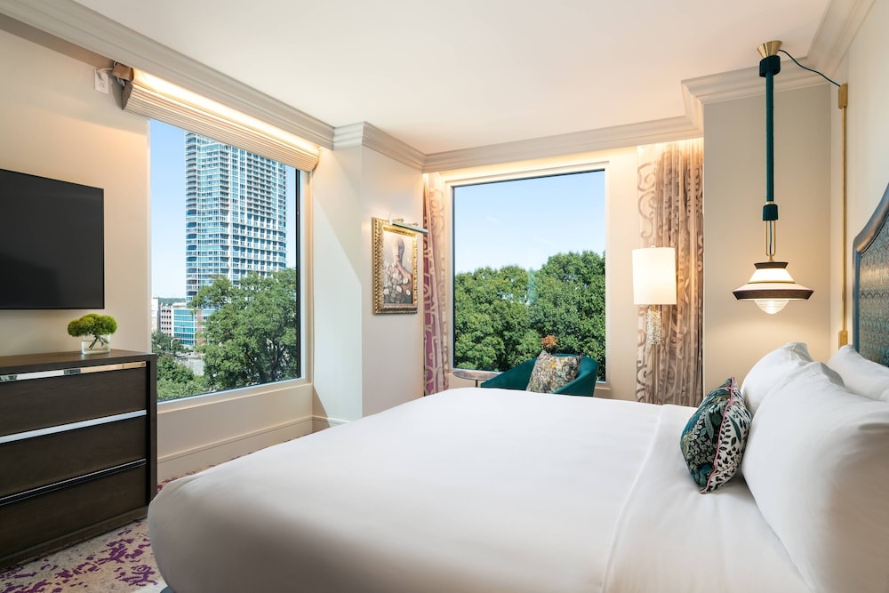 Grand Bohemian Hotel Charlotte Autograph Collection 12/43