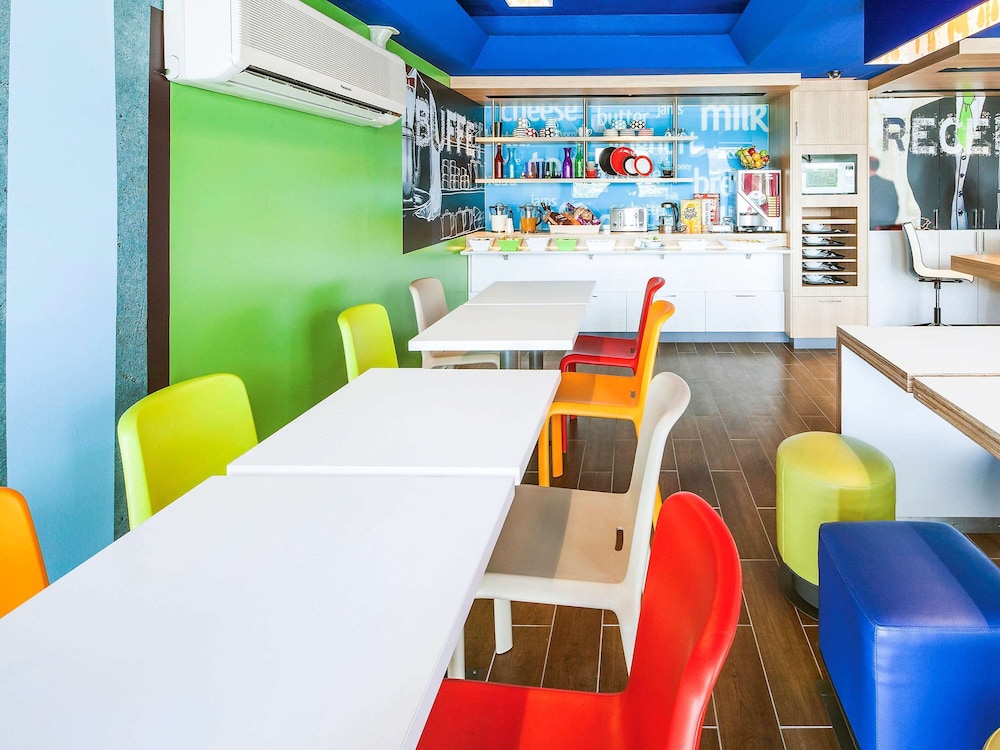 Ibis Budget Dandenong 47/65