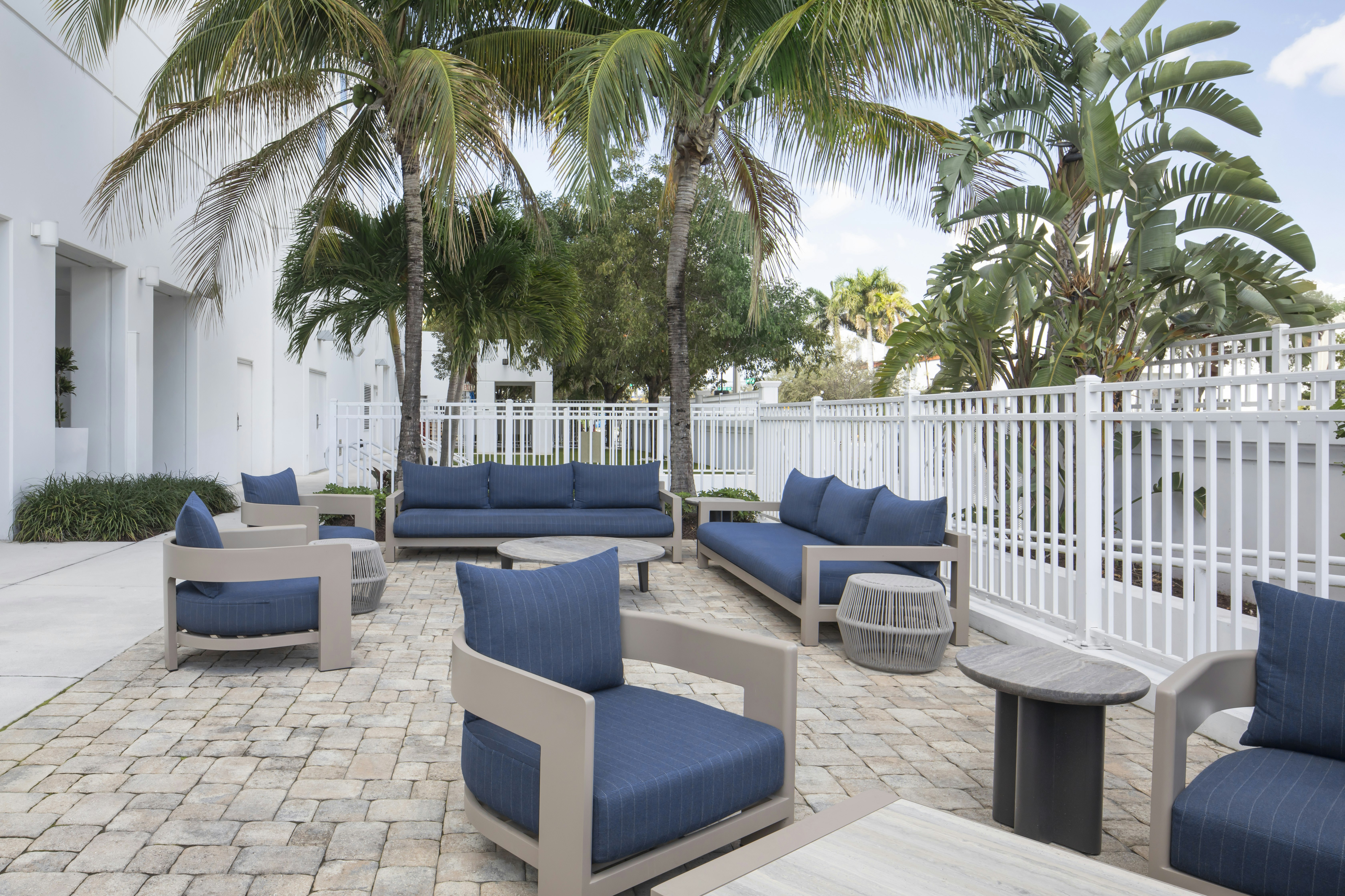 Hilton Garden Inn Miami Dolphin Mall 34/73