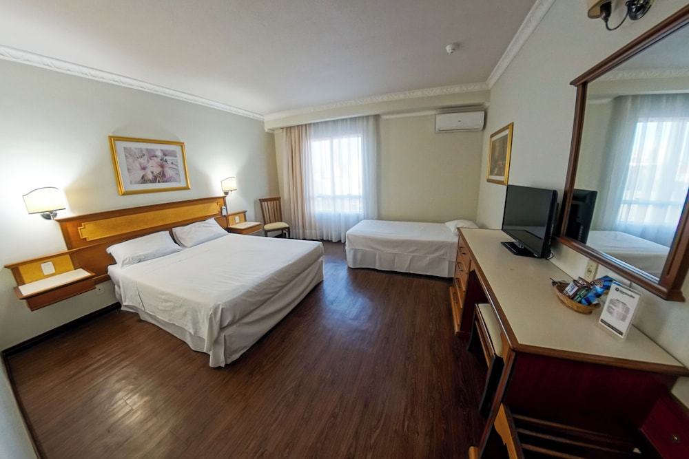 STANDARD, DOUBLE OR TWIN BED