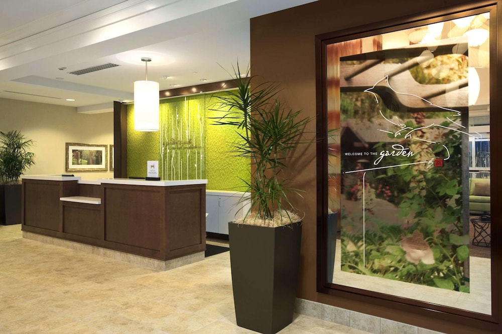 HILTON GARDEN INN SALT LAKE CITY AIRPORT 8/77
