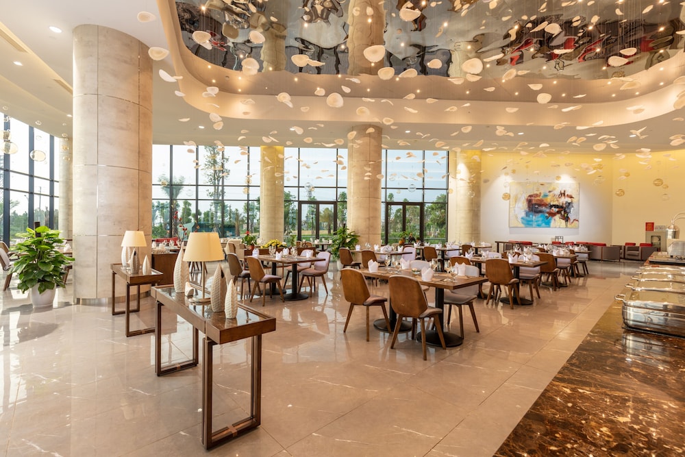 Dic Star Hotels Resorts Vinh Phuc 30/43