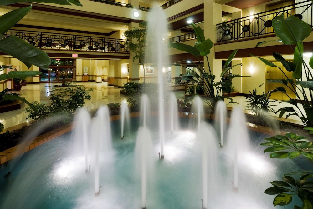 Embassy Suites by Hilton Lexington UK Coldstream 7/66