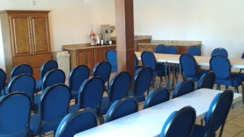 Motel6 Hesperia, CA - West Main Street - I-15 42/60