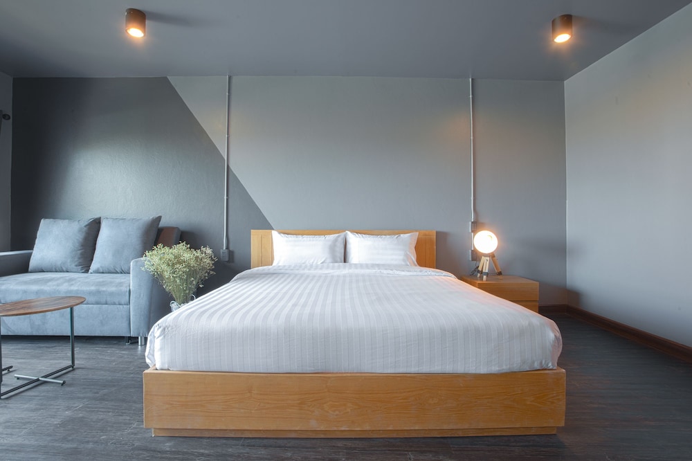 Get Zleep Premium Budget Hotel 19/59
