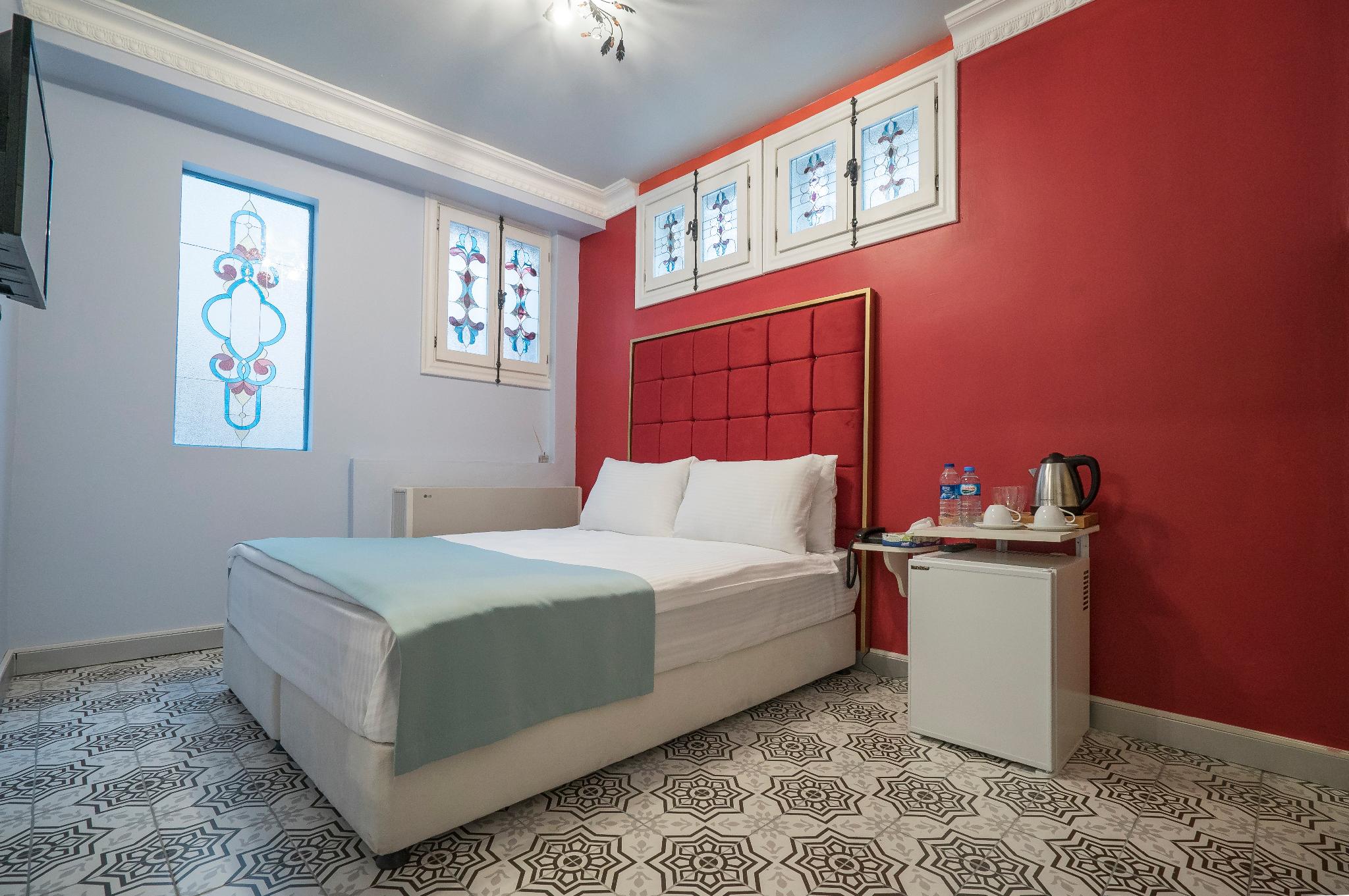 Standard, Double Bed