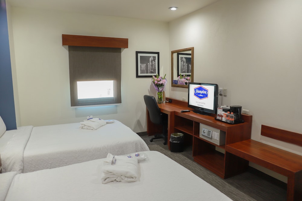 Hampton Inn by Hilton San Juan Del Rio 10/59