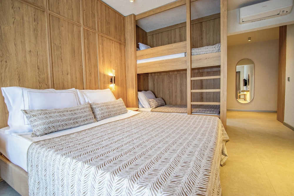 Bodrum Beach Resort 26/65