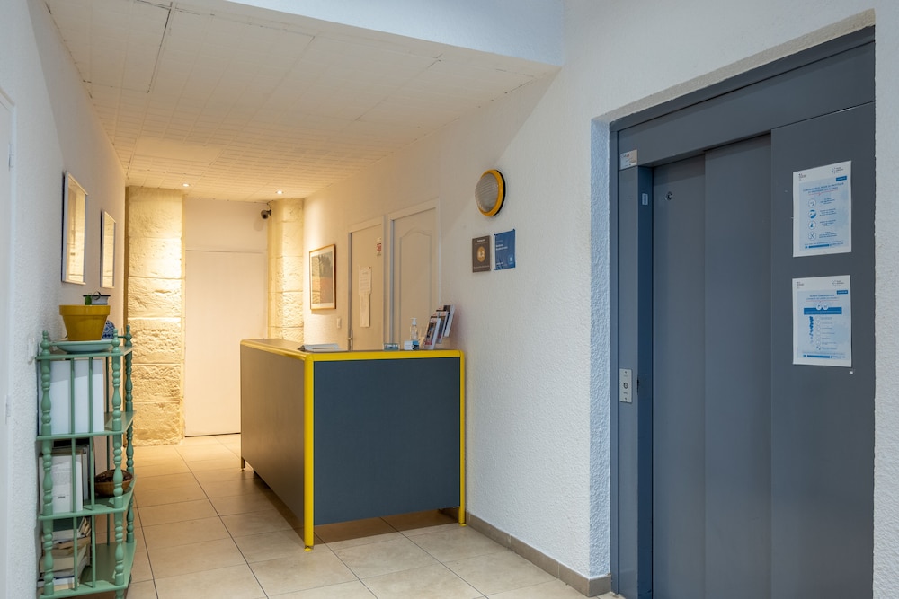 Résidence Meublée Services 7/52