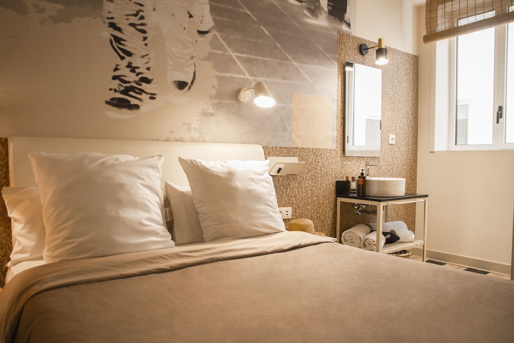 room Select Tetuan 26/50
