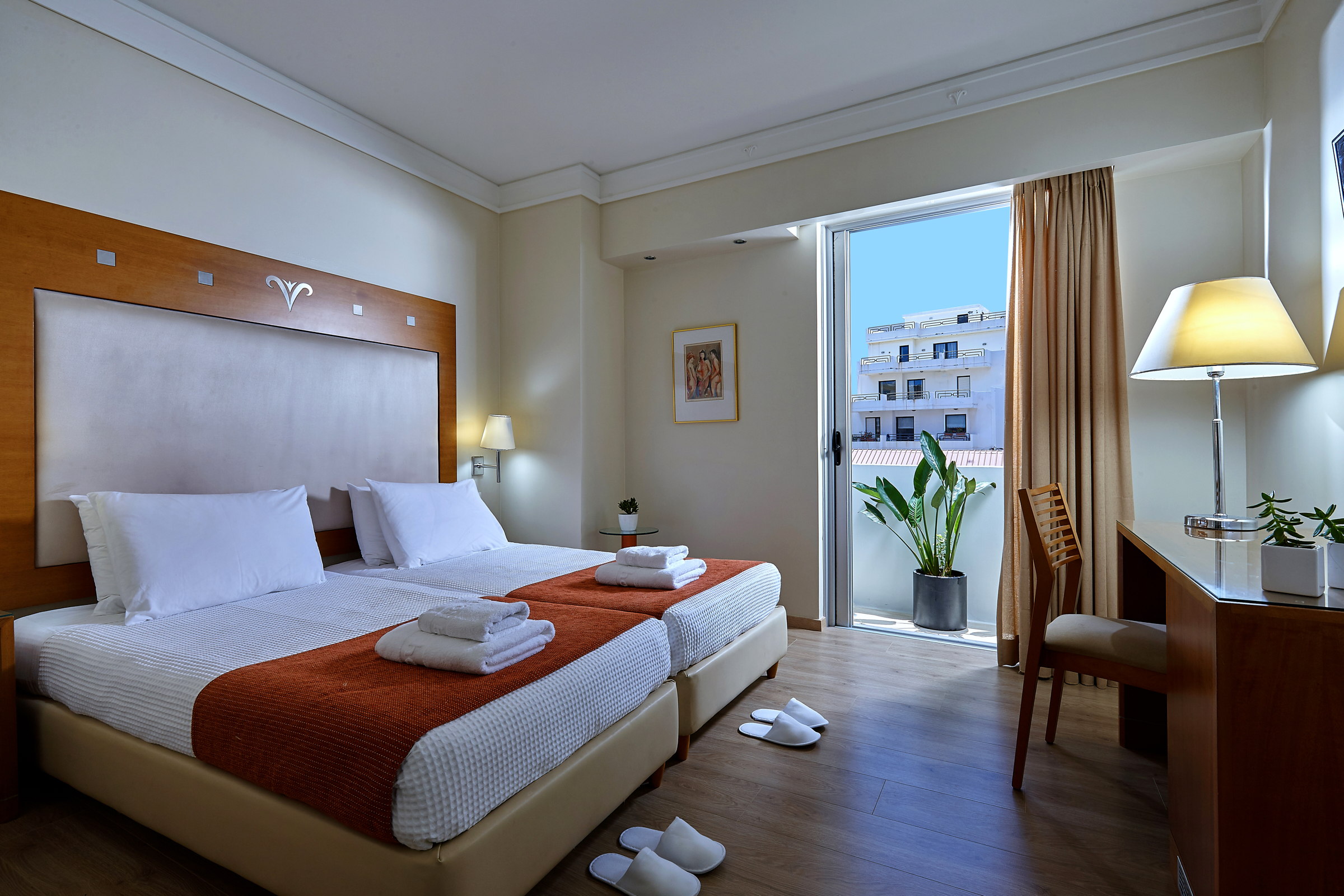 Room, Double Bed
