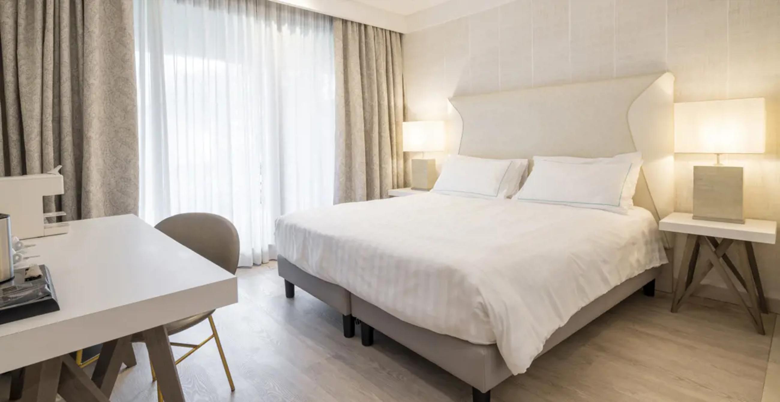 Classic, Double Bed, Balcony or Terrace، Splendido Bay Luxury Spa Resort 2/2