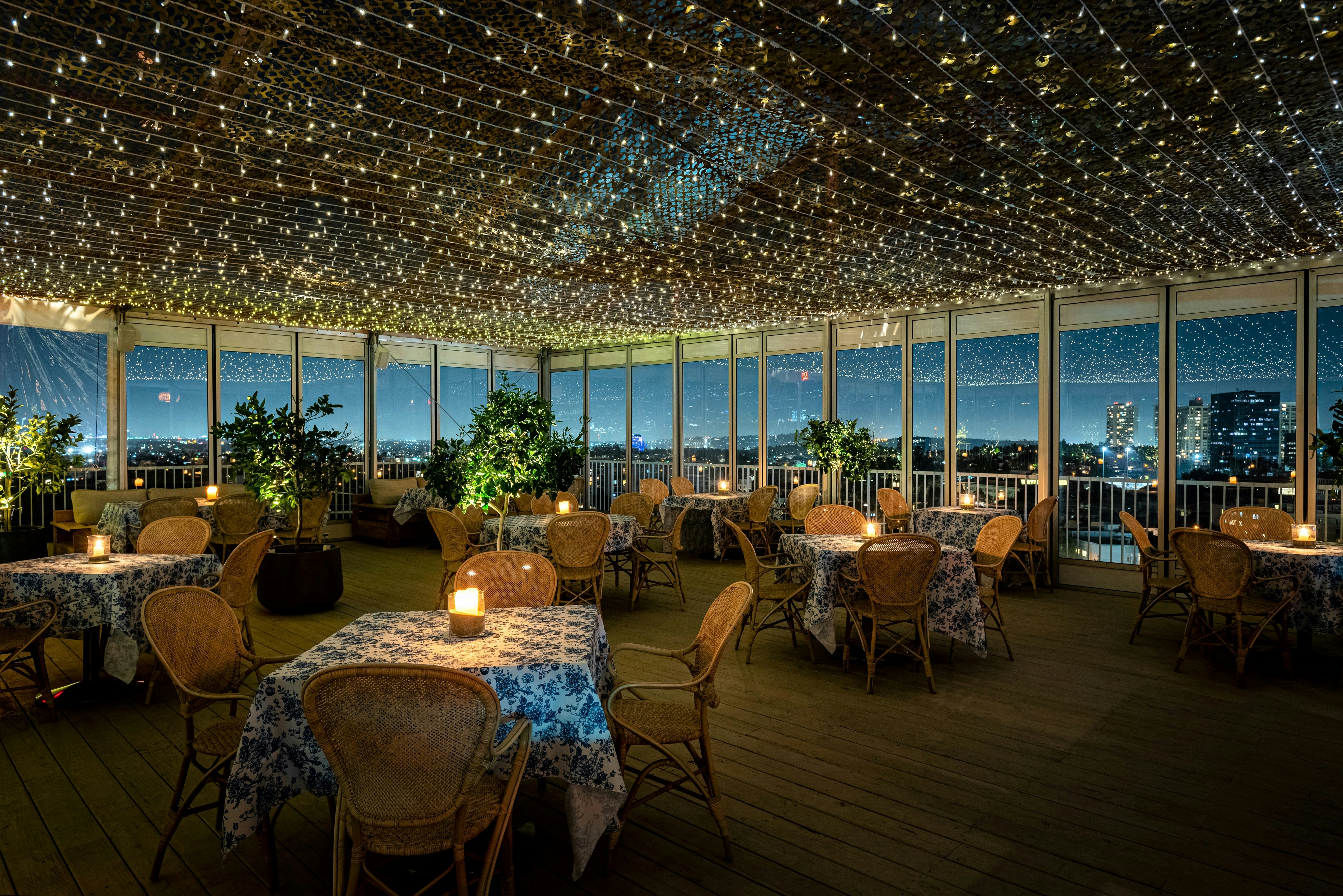 The Beverly Hilton 46/60